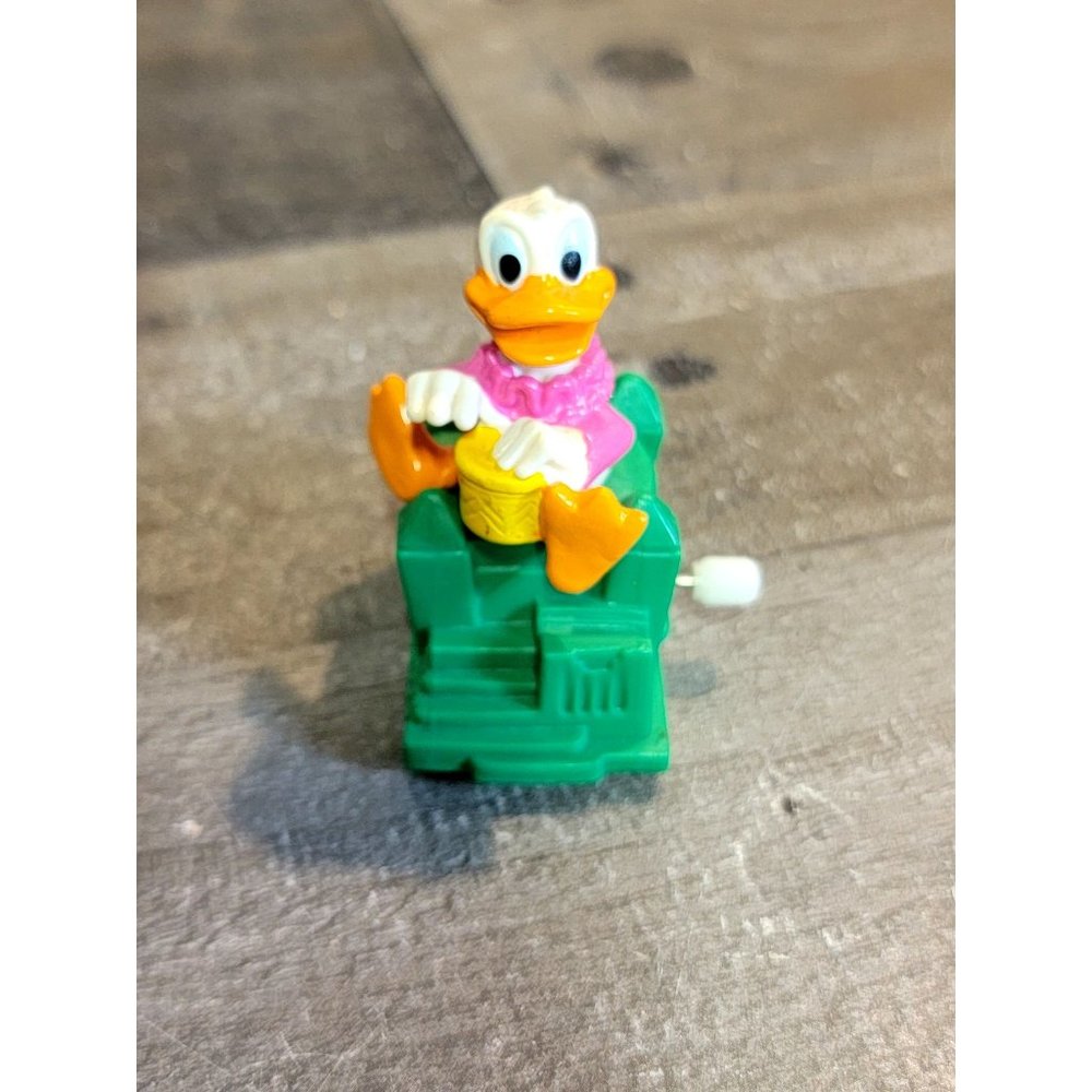Green Donald Duck Burger King kid's club wind-up toy figures Disney